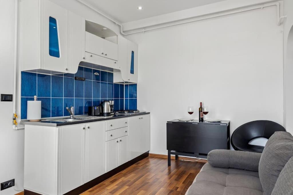 Bamboo Ultra Central Apartment Boekarest Buitenkant foto
